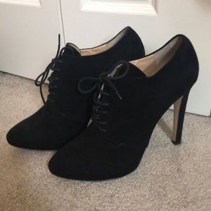 Giuseppe Zanotti suede lace up booties sz 41